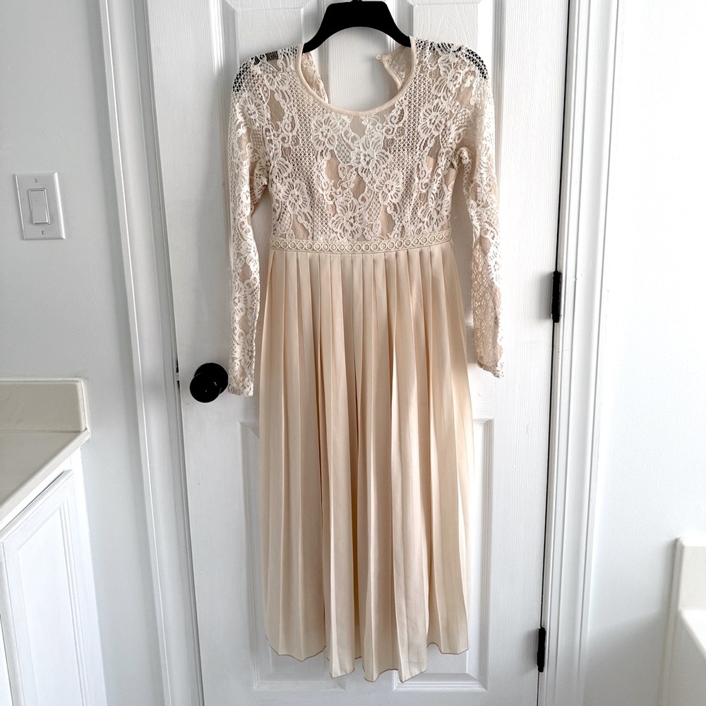 ASOS Maternity Elegant Lace and Pleated Cream Dress